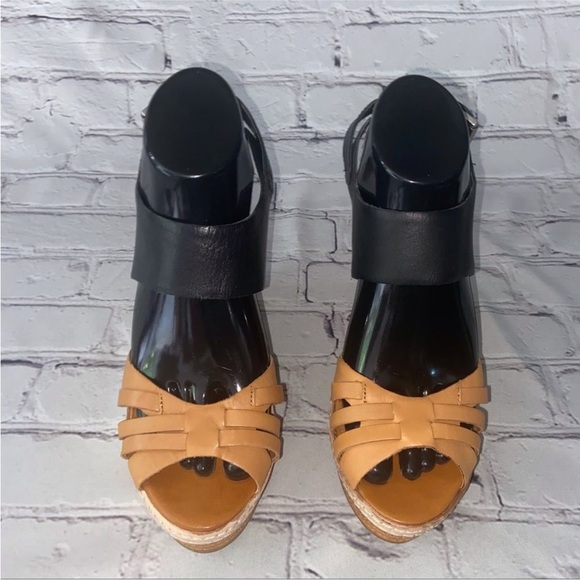 DV by Dolce Vita Jaslyn Two Tone Black Brown Cork
Wedge Sandal Size 7.5 - Picture 5 of 9